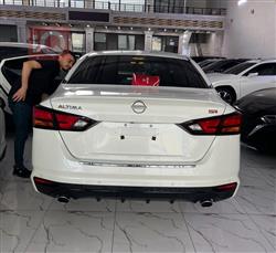 نیسان ئەلتیما